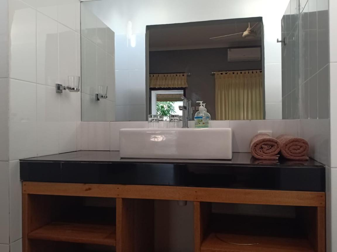 Rasti 2 Homestay Kuta  ห้อง รูปภาพ